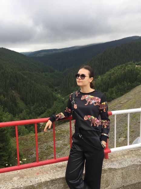 B78958A2-7847-4C3B-814B-9C39A9947E99 - Eu si familia mea