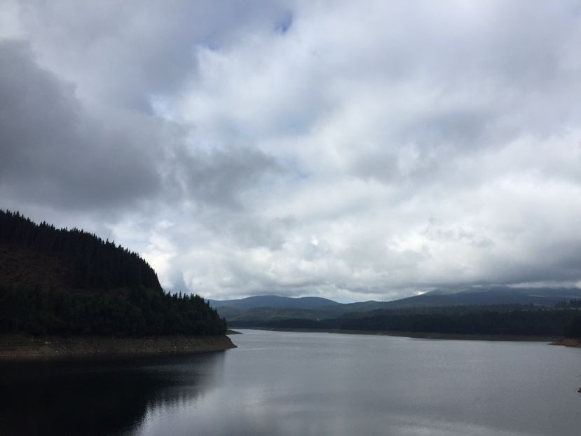 F1AE8CEF-2E8F-4B10-B105-17B2F10E0266 - Eu si familia mea