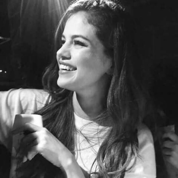 a89e0cc9789ed028348b616b922c8554 - 01aa Selena - 01