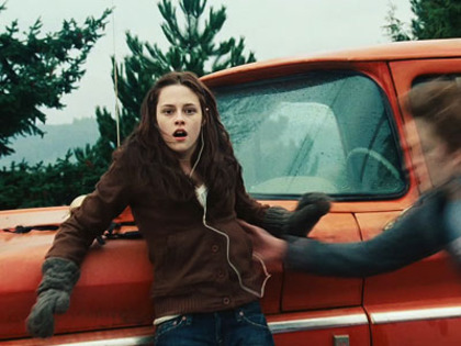 Twilight-Bella-mittens_l