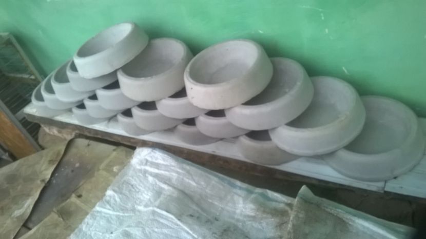  - de vinzare cuiburi ipsos