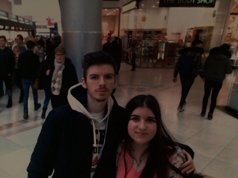 2B908F5A-3CF0-42FF-9A56-014C590377D1 - 09 Februarie 2018