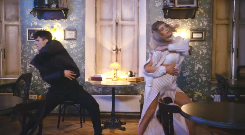 bandicam 2018-02-14 14-34-55-247 - A - Doar noi