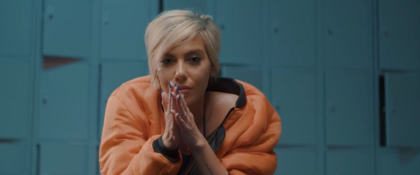 bandicam 2018-02-14 15-54-08-655 - 19a Dintr-o mie de femei