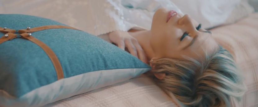 bandicam 2018-02-14 15-54-21-244 - 19a Dintr-o mie de femei