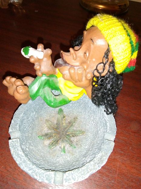 Caricatură scrumiera Bob Marley - Fotografii