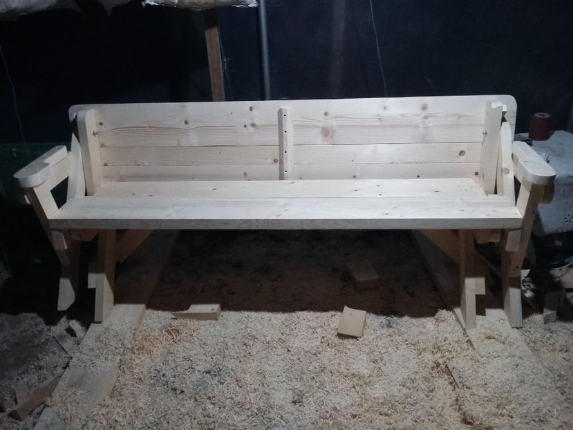  - bancuta de gradina