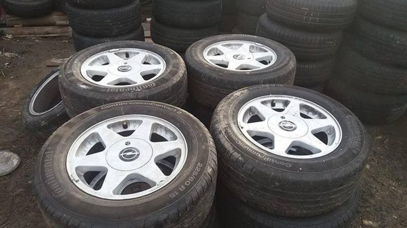 5 x 110 r15  pret 450lei - Jante Auto berca TRAIAN
