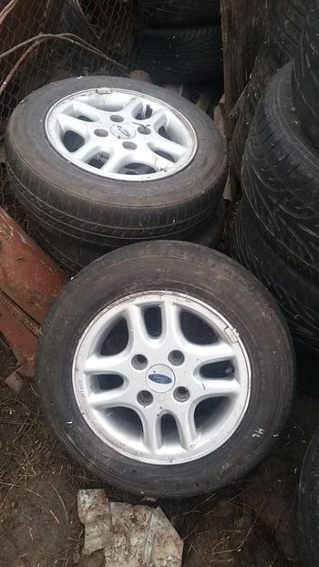 4 x 108 r13 pret 300lei - Jante Auto berca TRAIAN