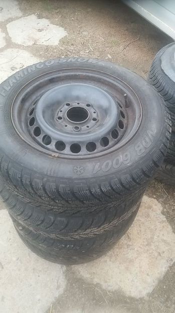 5 x 1120 r15 pret 150lei setul - Jante Auto berca TRAIAN