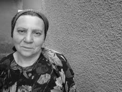  - Chipuri dragi - bunicii de ieri si de azi