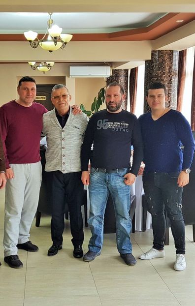  - 2--PORUMBARI PASARARI PRIETENI
