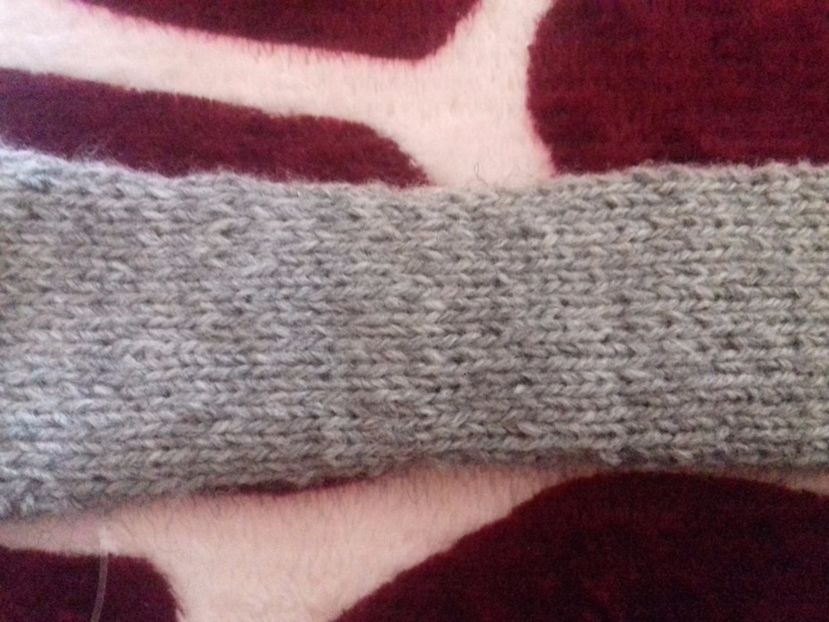 Bentiță cu model simplu cu ochiuri  pe față - Tricotaj - Lucrarile mele