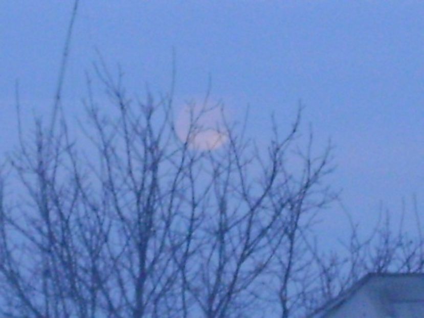 Rasarit de Luna in Fecioara - Luna - Soarele si norii - 1