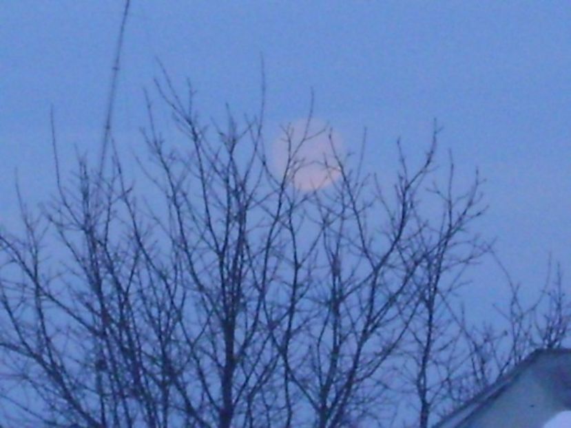 Rasarit de Luna in Fecioara - Luna - Soarele si norii - 1