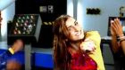 imagesCA9U1ZJP - ALYSON stoner dancing in the moonlight