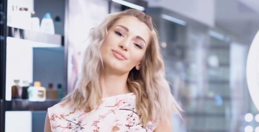 bandicam 2018-03-06 12-47-18-905 - a Alina - 01 oriflame
