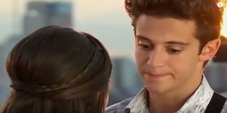 108852858_XPEUKNA - lutteo