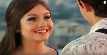 108852901_TUILHJB3 - lutteo