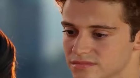 108853005_PSBRZFY3 - lutteo