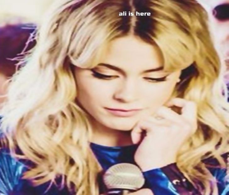  - violetta