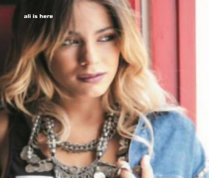  - violetta