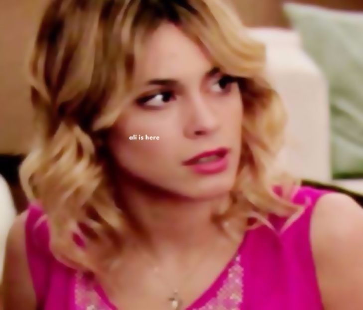  - violetta