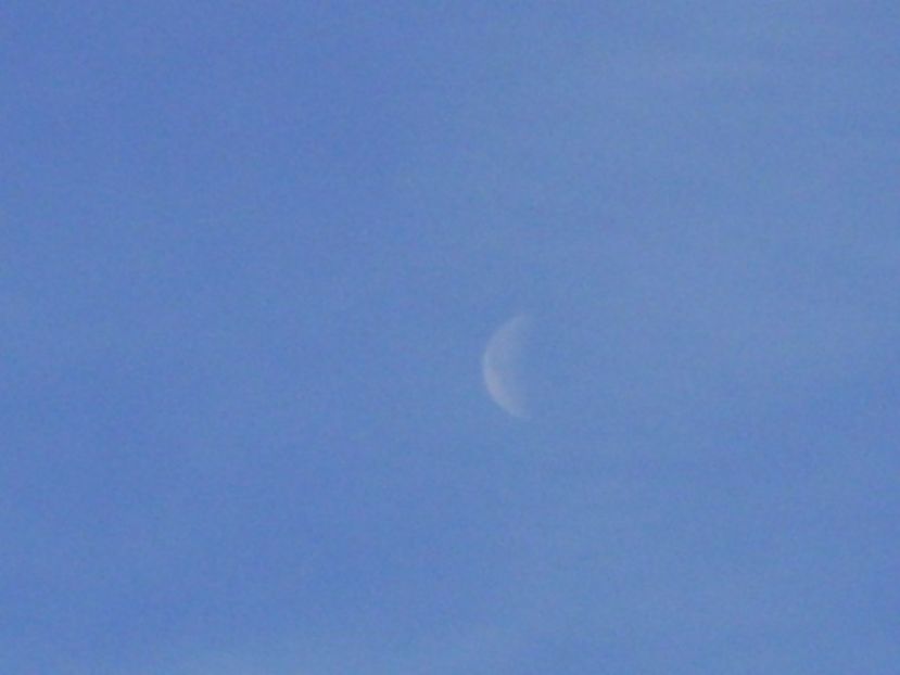 Ultimul patrar in Sagetator - Luna - Soarele si norii - 1