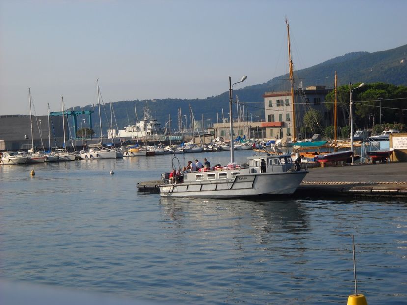  - 2009 VACANTA CINQEQ TERRE ITALIA