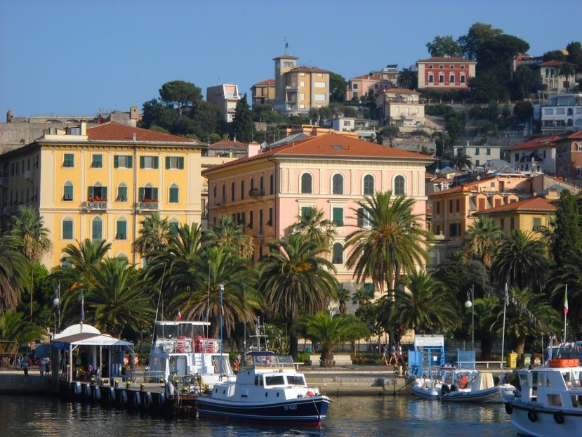  - 2009 VACANTA CINQEQ TERRE ITALIA