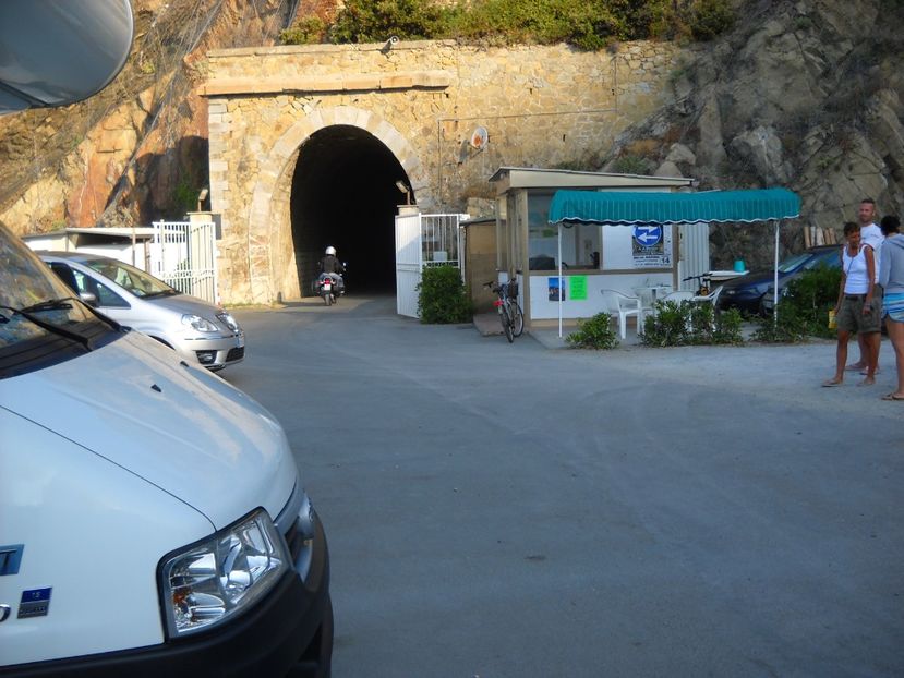  - 2009 VACANTA CINQEQ TERRE ITALIA