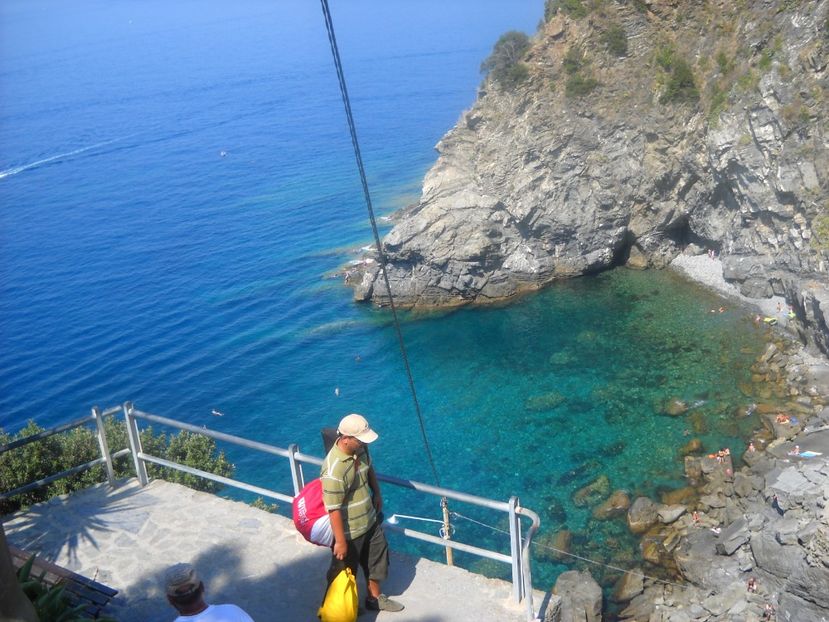  - 2009 VACANTA CINQEQ TERRE ITALIA