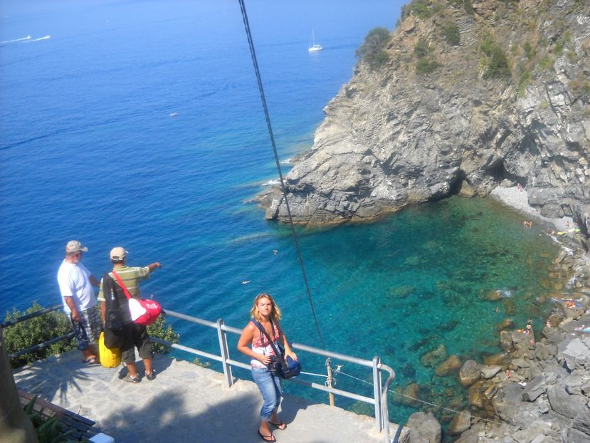  - 2009 VACANTA CINQEQ TERRE ITALIA