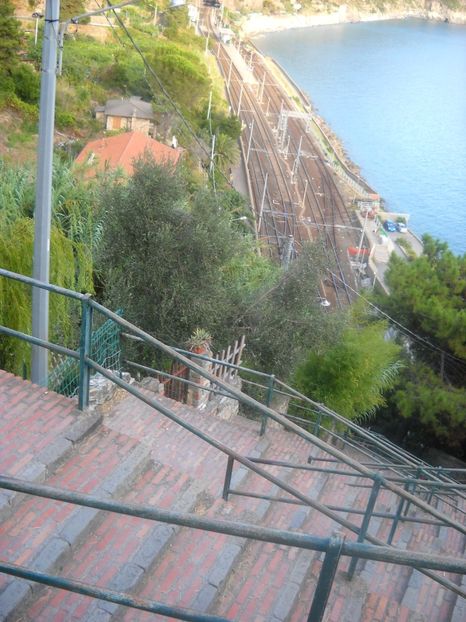  - 2009 VACANTA CINQEQ TERRE ITALIA