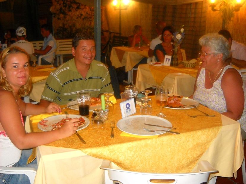 - 2009 VACANTA CINQEQ TERRE ITALIA