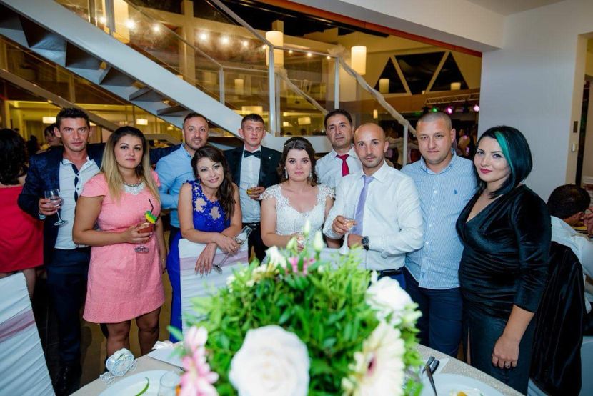 received_1594480200634648 - prietenii mei