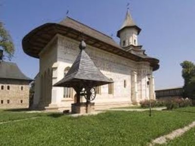  - 3 Clipe din România