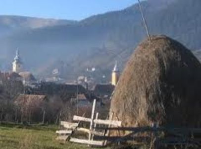  - 4 Clipe din România