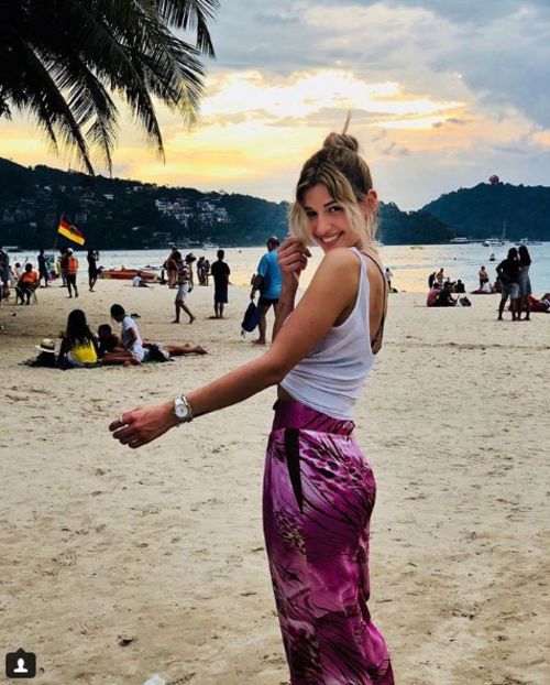 bandicam 2018-03-19 11-56-41-058 - 01 Alina - 01