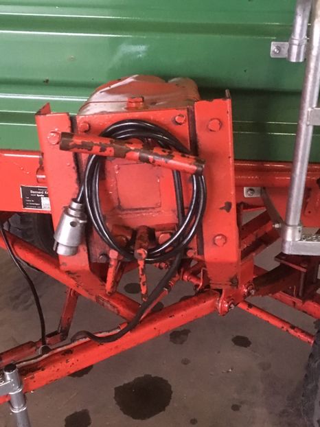 79C9EEDF-5C75-4D77-A8B8-00564EDFEB40 - REMORCA KRONE 6 TONE