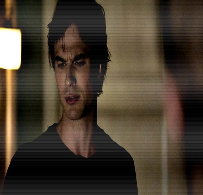 ━ ♘.; # Aproape de ei îi ia paharul din mână şi dă el pe gât ce-a mai rămas, apoi întredeschide - 01 x welcome to mystic falls