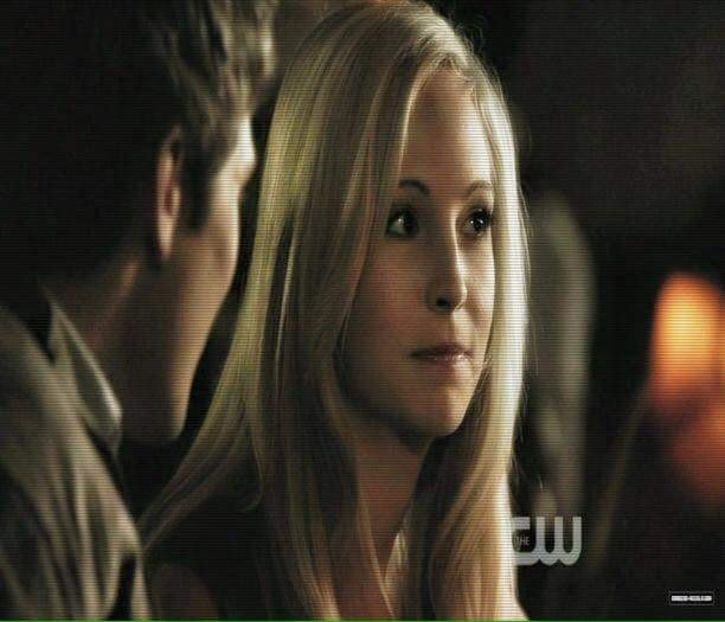 ☠ .мαмα ✰ ๒єคг ☕☂ [cl] [#se încruntă scurt . din curiozitate , chiar dacă s-ar putea să nu - 01 x welcome to mystic falls