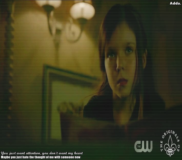 》Păi cu zmeură mai bine, nu cu legume, că vreau să le umplem cu nutella și banane și+ - 01 x welcome to mystic falls