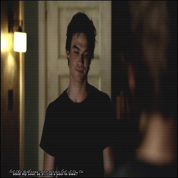 ━ ♘.;  # Coboară nervos scările, trecându-şi o mână prin firele de păr răvăşite din faţă, - 01 x welcome to mystic falls