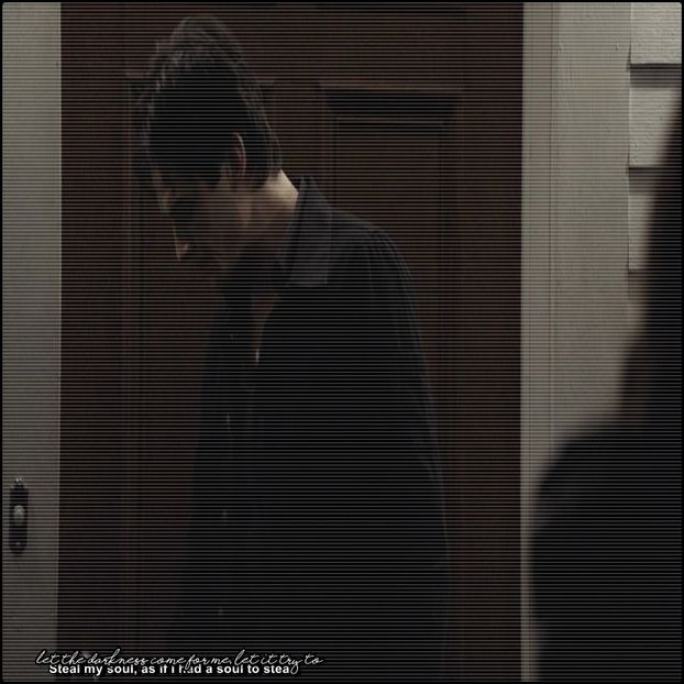 ━ ♘.; # Priveşte în ochi, mai calm puţin=))))))). Întredeschide buzele să-i spună ceva, dar se - 01 x welcome to mystic falls