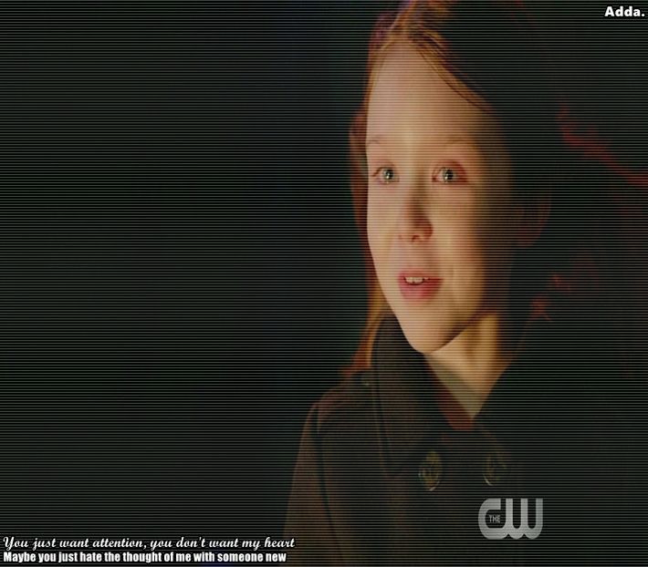 》Pot să amestec eu, Caroly? *o spune pe un ton dulce* - 01 x welcome to mystic falls