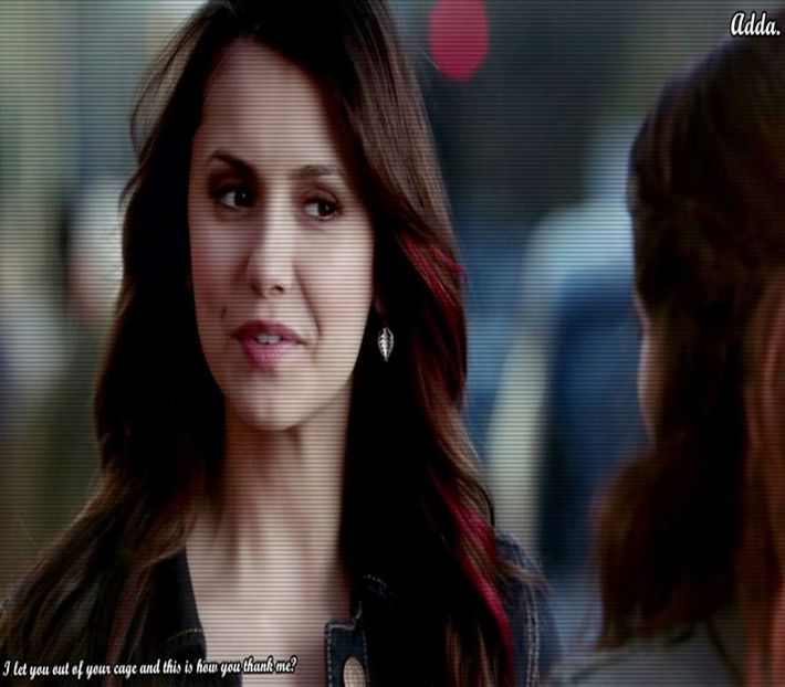 》 *închide telefonul și se uită pe geam* Deci, unde mergem, Damon?... *se uită spre el+ - 01 x welcome to mystic falls