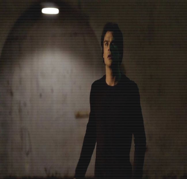 ━ ♘.;  Am ajuns... # Parchează maşina din două manevre în parcarea goală undeva în - 01 x welcome to mystic falls