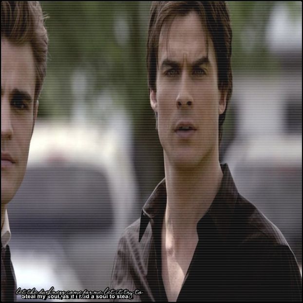 ━ ♘.;  Depinde ce eşti şi tu dispusă să afli... # Se întoarce cu faţa către ea în timp ce mergea - 01 x welcome to mystic falls