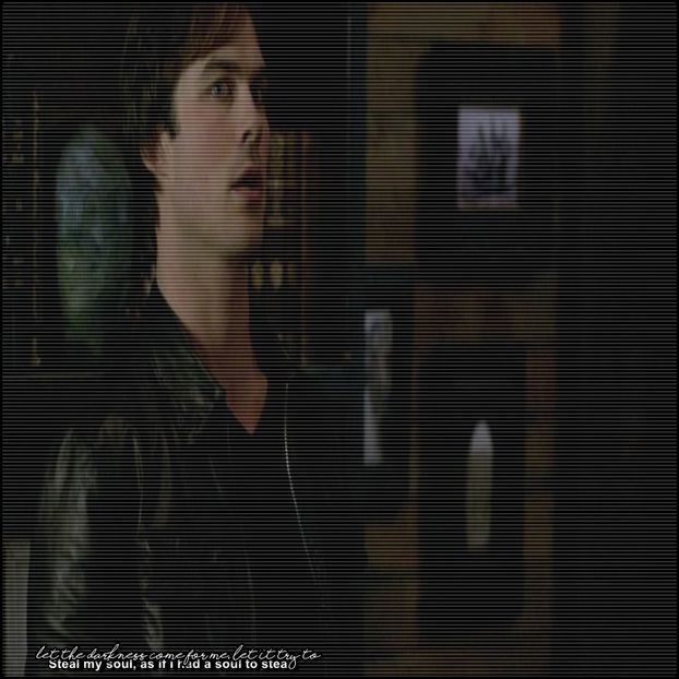 ━ ♘.;  # Surâde în barbă, mai mult pentru el, şi rămâne cu spatele la ea, aştepta să-şi - 01 x welcome to mystic falls